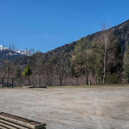 Chalet Camping Fae 3 Villa Мадона ди Кампильо Екстериор снимка