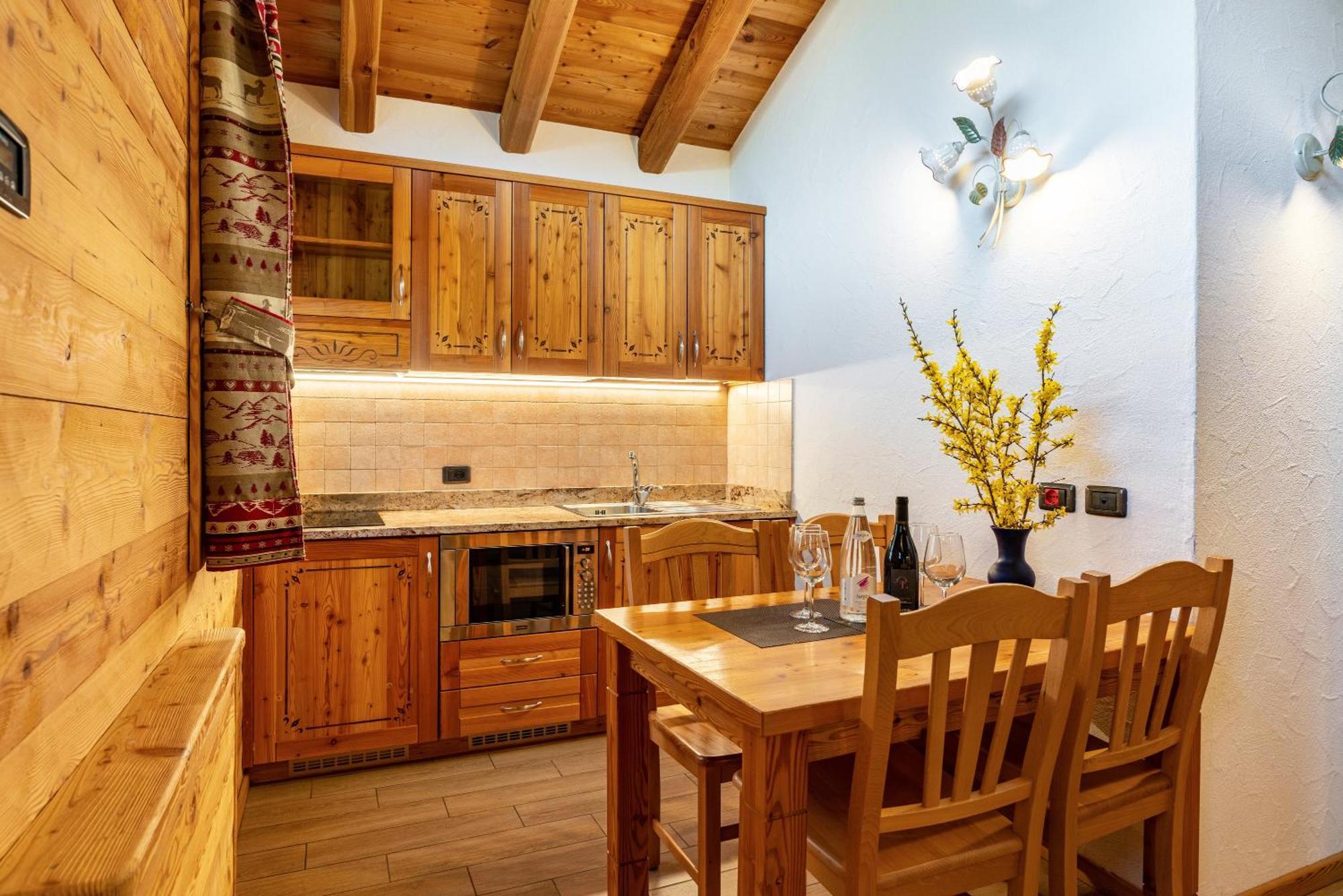 Chalet Camping Fae 3 Villa Мадона ди Кампильо Екстериор снимка